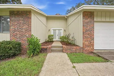 644 Caribbean Way, Niceville, FL 32578 - Photo 11