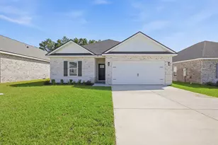 80 Spooner St, Defuniak Springs, FL 32433 - Photo 1