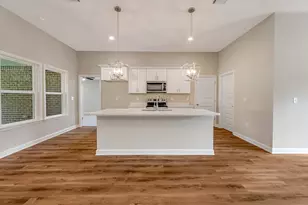 6126 Mildreds Wy, Crestview, FL 32539 - Photo 11
