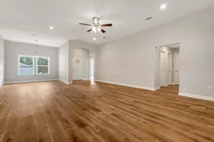 6126 Mildreds Wy, Crestview, FL 32539 - Photo 7