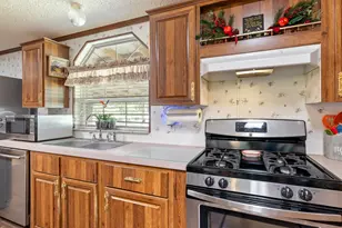 3930 Poverty Creek Rd, Crestview, FL 32539 - Photo 15