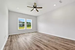 3042 Crittenden Dr, Navarre, FL 32566 - Photo 25