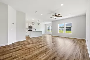 3042 Crittenden Dr, Navarre, FL 32566 - Photo 9