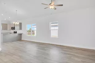 162 Riverwalk Cir, Freeport, FL 32439 - Photo 9
