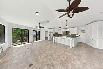 757 Seahorse Avenue, Fort Walton Beach, FL 32548 - Photo 13