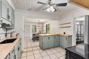 36 SE Okahatchee Circle, Fort Walton Beach, FL 32548 - Photo 7