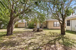 36 SE Okahatchee Circle, Fort Walton Beach, FL 32548 - Photo 17