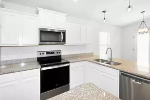 6273 Redberry Dr, Gulf Breeze, FL 32563 - Photo 9