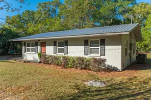 6 S 13th St, Defuniak Springs, FL 32435 - Photo 3
