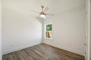36 NE Laurie Dr, Fort Walton Beach, FL 32548 - Photo 37