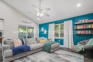 39 9th St, Shalimar, FL 32579 - Photo 17