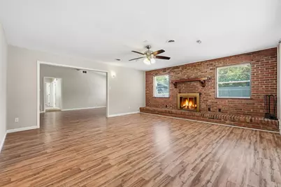 338 SW Coral Drive, Fort Walton Beach, FL 32548 - Photo 11