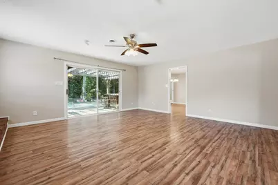 338 SW Coral Drive, Fort Walton Beach, FL 32548 - Photo 9