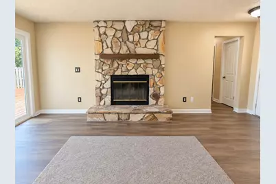 3022 Blue Pine Lane, Niceville, FL 32578 - Photo 5