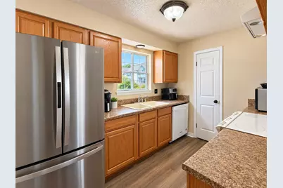 3022 Blue Pine Lane, Niceville, FL 32578 - Photo 7