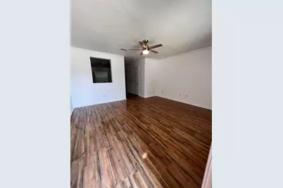 1834 Shay-Lin Court #1834, Niceville, FL 32578 - Photo 3