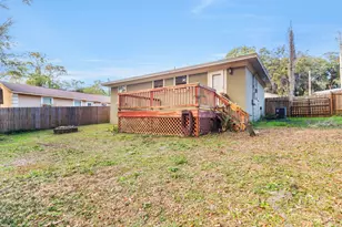 400 31st St, Niceville, FL 32578 - Photo 27