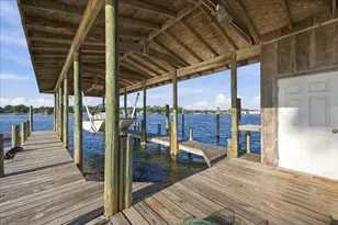 259 NW Sleepy Oaks Ln, Fort Walton Beach, FL 32548 - Photo 53