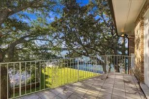 259 NW Sleepy Oaks Ln, Fort Walton Beach, FL 32548 - Photo 45