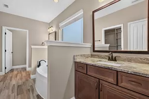 803 Fairview Dr, Fort Walton Beach, FL 32547 - Photo 33