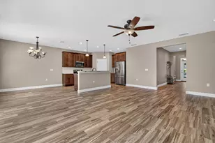803 Fairview Dr, Fort Walton Beach, FL 32547 - Photo 13