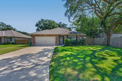 803 Fairview Drive, Fort Walton Beach, FL 32547 - Photo 3