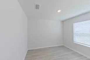 309 Monarch Ln, Pensacola, FL 32503 - Photo 7