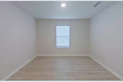 401 Monarch Lane, Pensacola, FL 32503 - Photo 13