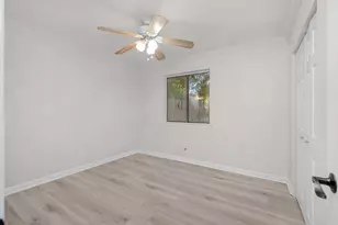 131 Bayou View Dr, Fort Walton Beach, FL 32547 - Photo 29