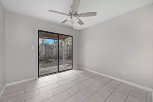 131 Bayou View Dr, Fort Walton Beach, FL 32547 - Photo 9