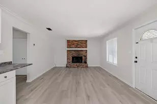 131 Bayou View Dr, Fort Walton Beach, FL 32547 - Photo 17