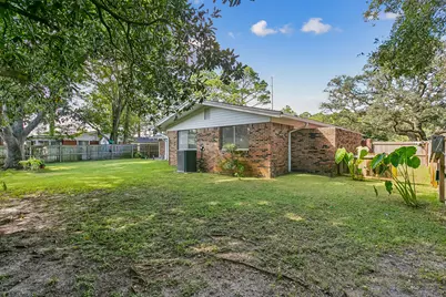 340 NW Holmes Boulevard, Fort Walton Beach, FL 32548 - Photo 37