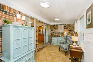 340 NW Holmes Blvd, Fort Walton Beach, FL 32548 - Photo 11