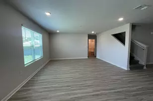 339 Flounder St, Crestview, FL 32539 - Photo 5