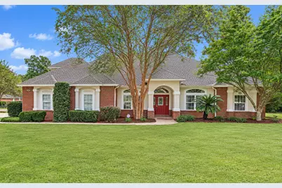 5833 Hunting Meadows Drive, Crestview, FL 32536 - Photo 1