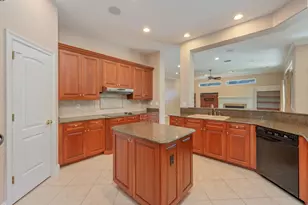 5833 Hunting Meadows Dr, Crestview, FL 32536 - Photo 17