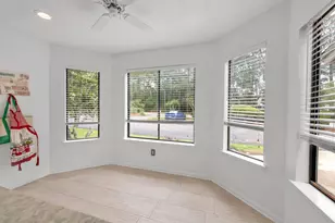 1221 Oakmont Dr, Niceville, FL 32578 - Photo 11