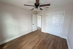 5427 Bayleaf Dr, Crestview, FL 32539 - Photo 5