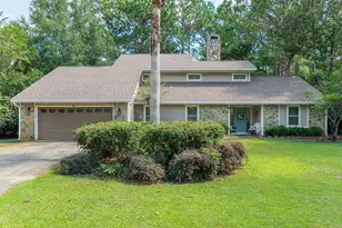 639 E Birkdale Circle, Niceville, FL 32578 - Photo 1