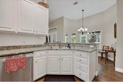 205 Yacht Club Drive, Niceville, FL 32578 - Photo 19