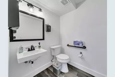 215 NE Hollywood Boulevard, Fort Walton Beach, FL 32548 - Photo 33