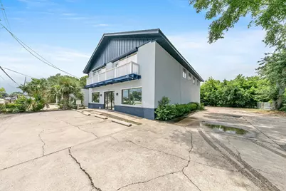 215 NE Hollywood Boulevard, Fort Walton Beach, FL 32548 - Photo 41