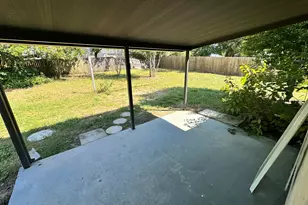 308 Island Dr, Crestview, FL 32536 - Photo 15