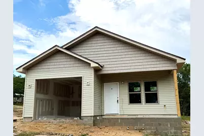 286 Larkspur East Avenue, Defuniak Springs, FL 32433 - Photo 1