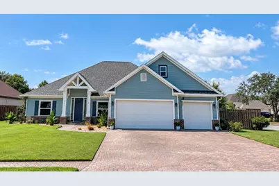 1493 E Shores Boulevard, Gulf Breeze, FL 32563 - Photo 1