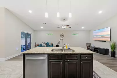 8302 Molina Street, Navarre, FL 32566 - Photo 9