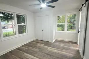 215 E 3rd Ave, Crestview, FL 32536 - Photo 17