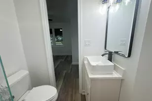 215 E 3rd Ave, Crestview, FL 32536 - Photo 21