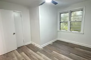 215 E 3rd Ave, Crestview, FL 32536 - Photo 25