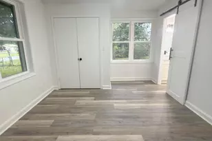 215 E 3rd Ave, Crestview, FL 32536 - Photo 23